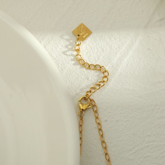 EVELYN Necklace - Picture 7 of 7